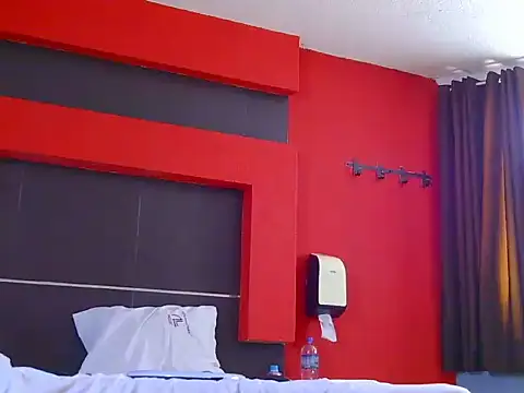 Latinopervs webcam