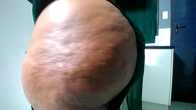 Lelety79 webcam