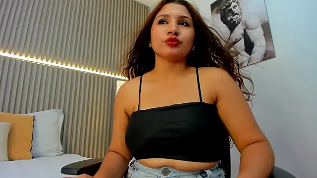 Victoria_Rosee webcam