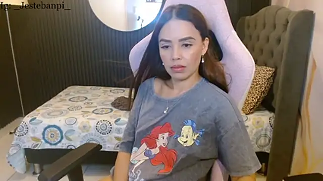naomis_36 webcam