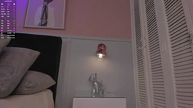 elodie_walker webcam