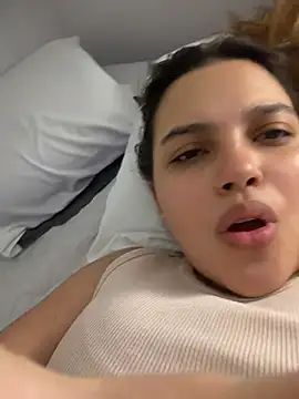 Colibri_xxx live cam on StripChat