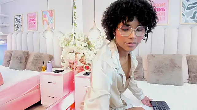 Megan__Hart_ webcam