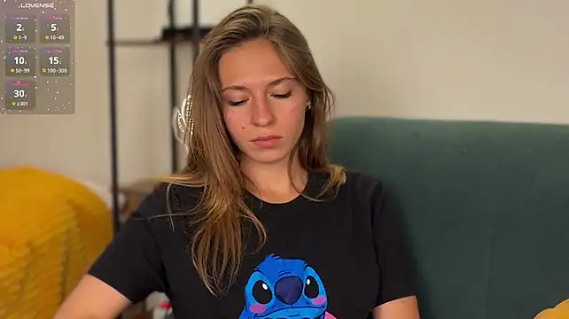 LovelyKatea webcam