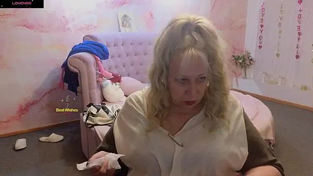 Penelope_Pinky webcam
