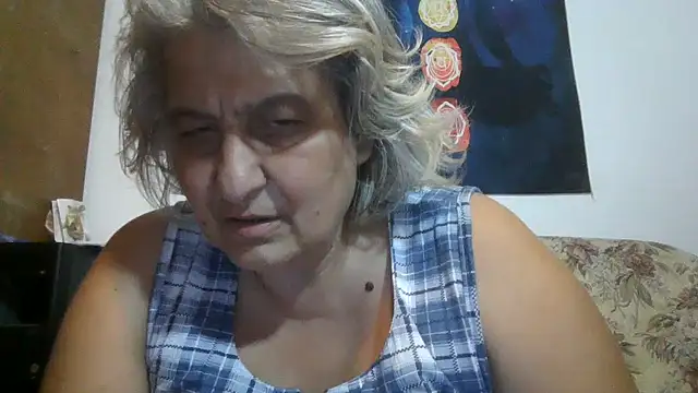 ExquisiteMature webcam
