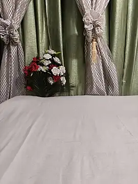 Shalu_G webcam