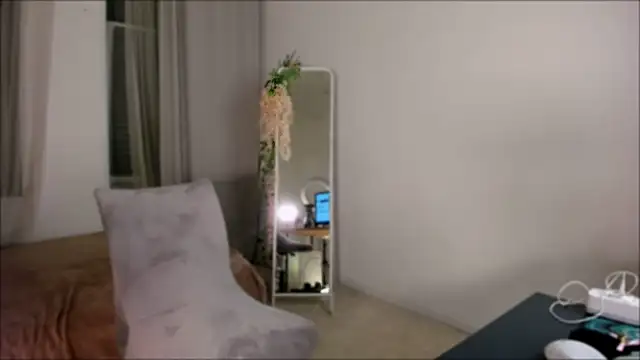 AliceMoongirl webcam