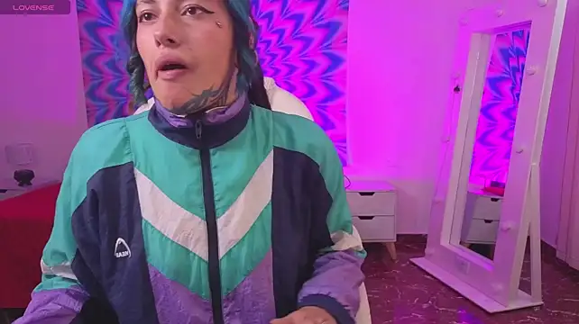 _sharlotte777 webcam
