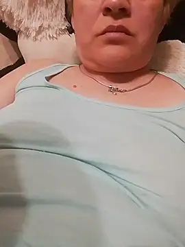 LittleFlower777 webcam