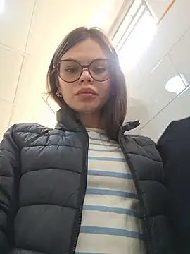 _Isabella-7 webcam