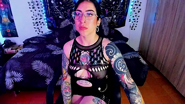alice_666f webcam
