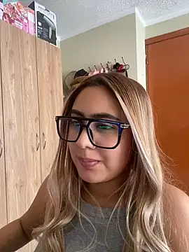 Miabonnett_ webcam