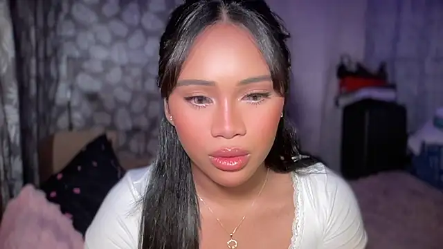 Exotic_alyssa69 webcam