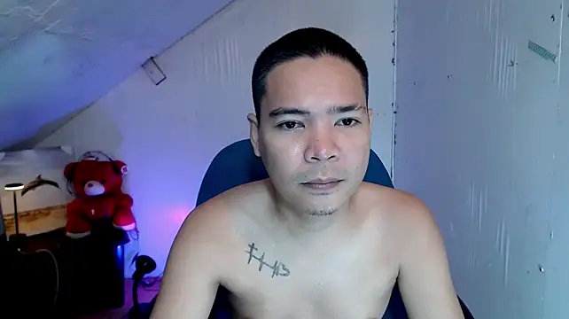 MANIACasianX webcam