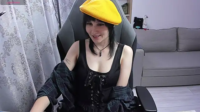 MistyDark webcam