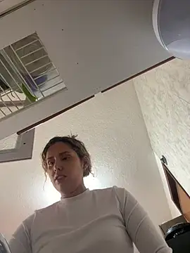 AmaliaMartinez77 webcam
