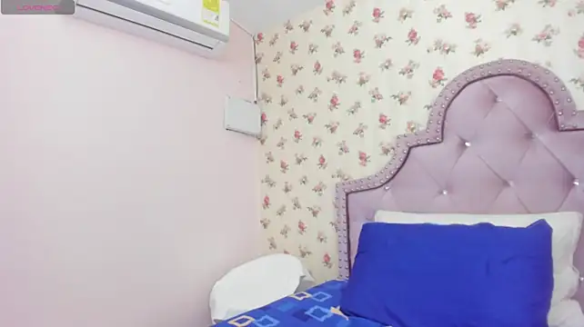 crystal_watson0 webcam
