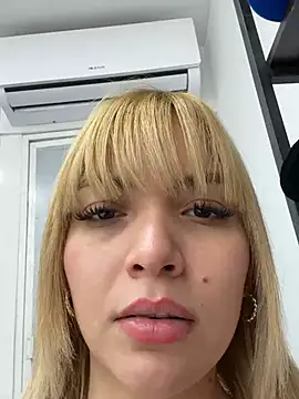 Valeria_Lun webcam