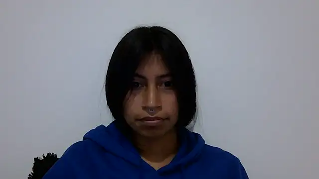 Pocahontas_Honey webcam