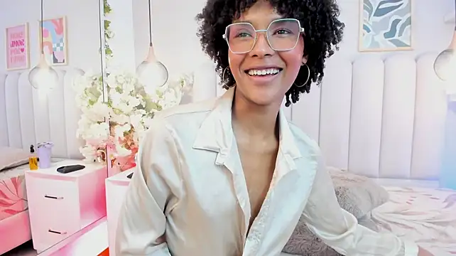 Megan__Hart_ webcam