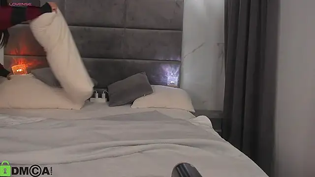 Aisha_Sky webcam