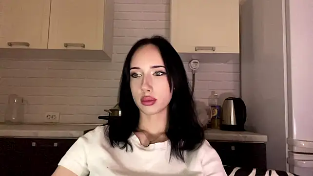 IsabellaQiueen webcam