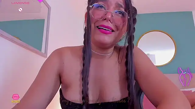 lucy_blue28 webcam