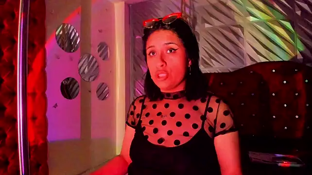 Roxanne_Han webcam