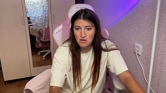Katrin__kiss webcam