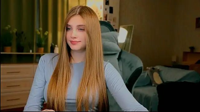 yourbeautyarya webcam