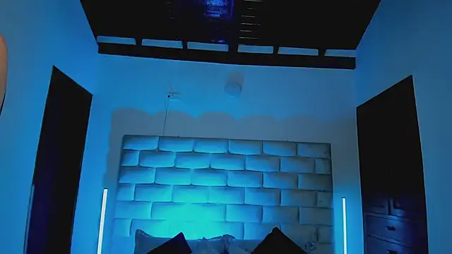 HollyGrey_ webcam