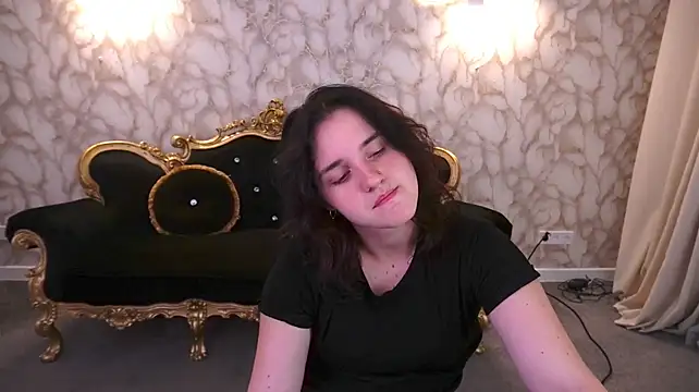 CassandraGold webcam