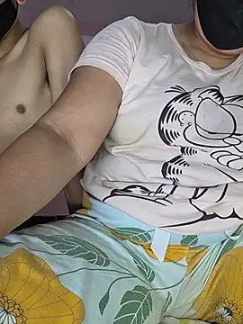 couplegk71 webcam