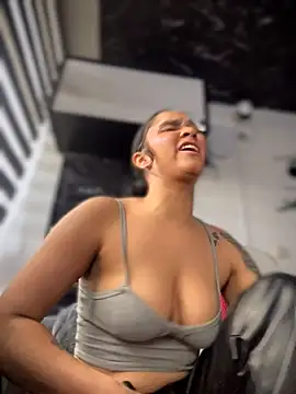 Isabella-Teen webcam