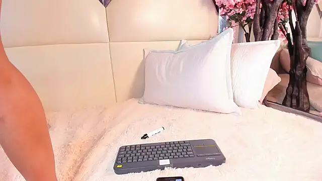 Kittyhart01 webcam