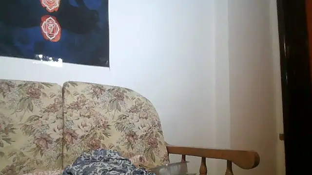 ExquisiteMature webcam