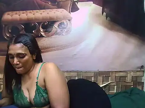 IndianSexyLady20 webcam