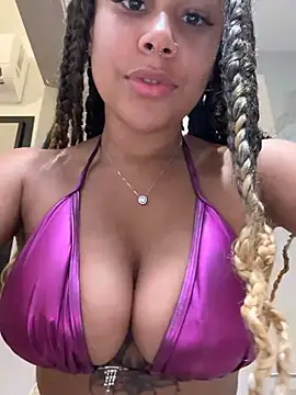 HaileyDiana webcam