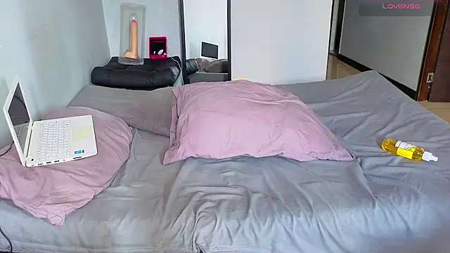 Matiashorney webcam