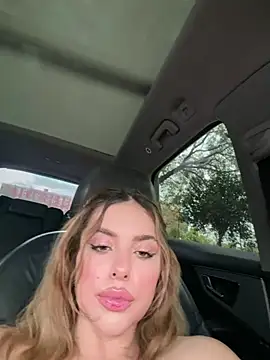 Alirawrz webcam