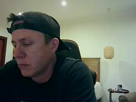 TroyDieselXXX webcam