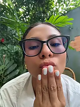 amira_cute2 webcam