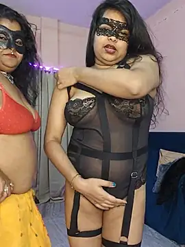 Naughty_Kayra live webcam
