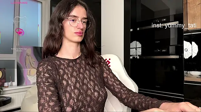 YummyTati webcam