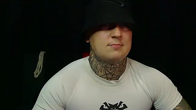 devilWithTats webcam