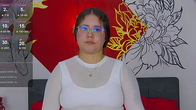 Lia_Avalon webcam