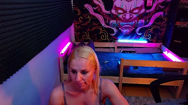 AlexiaWonder webcam