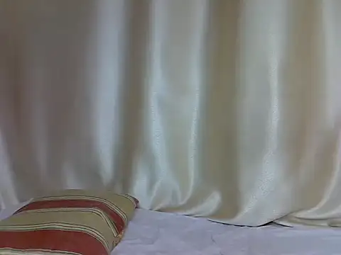 Lovet_drip webcam