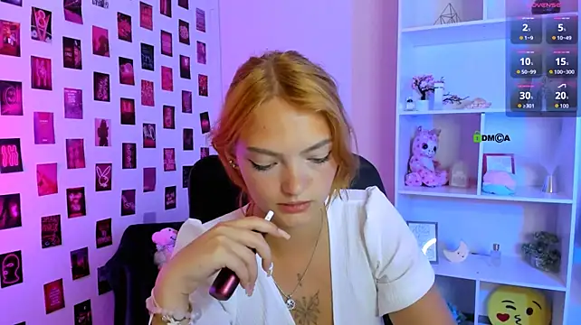melody_sky_ webcam